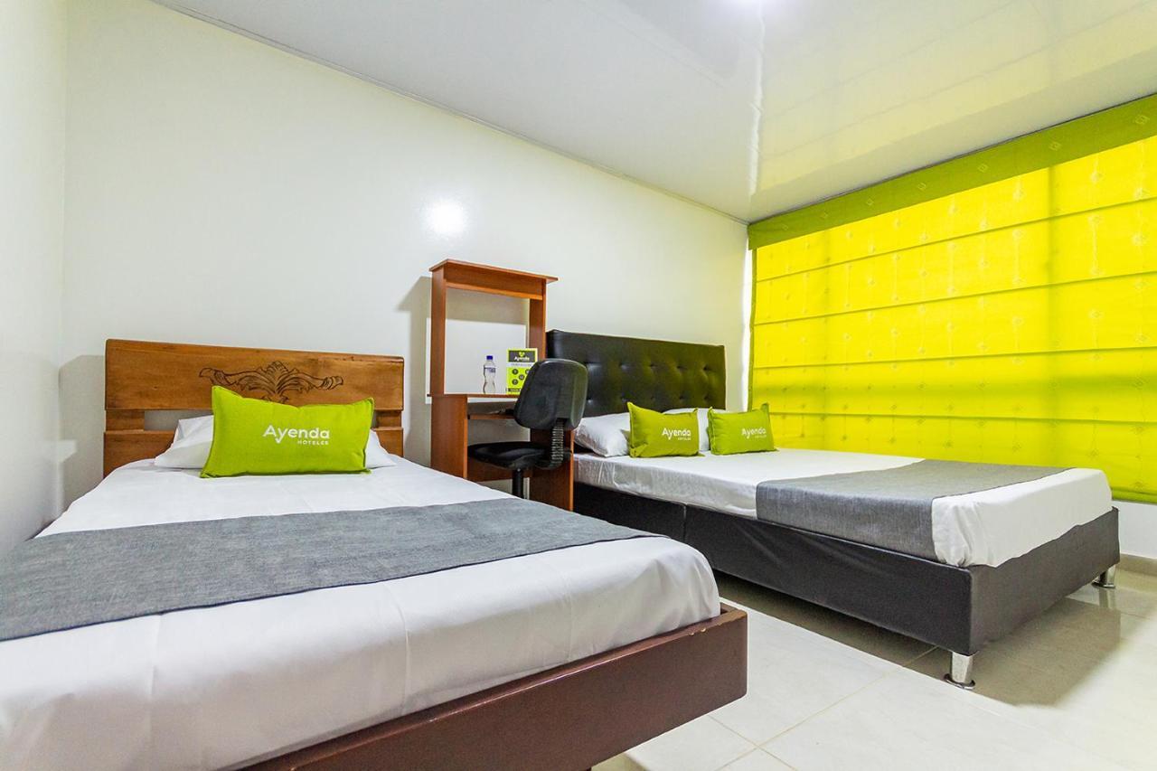 Hotel Ayenda Casa Howard 1092 Богота Экстерьер фото