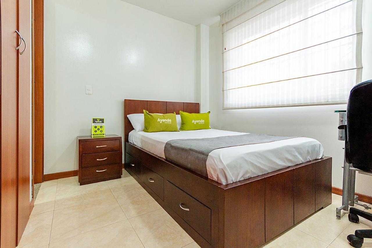 Hotel Ayenda Casa Howard 1092 Богота Экстерьер фото
