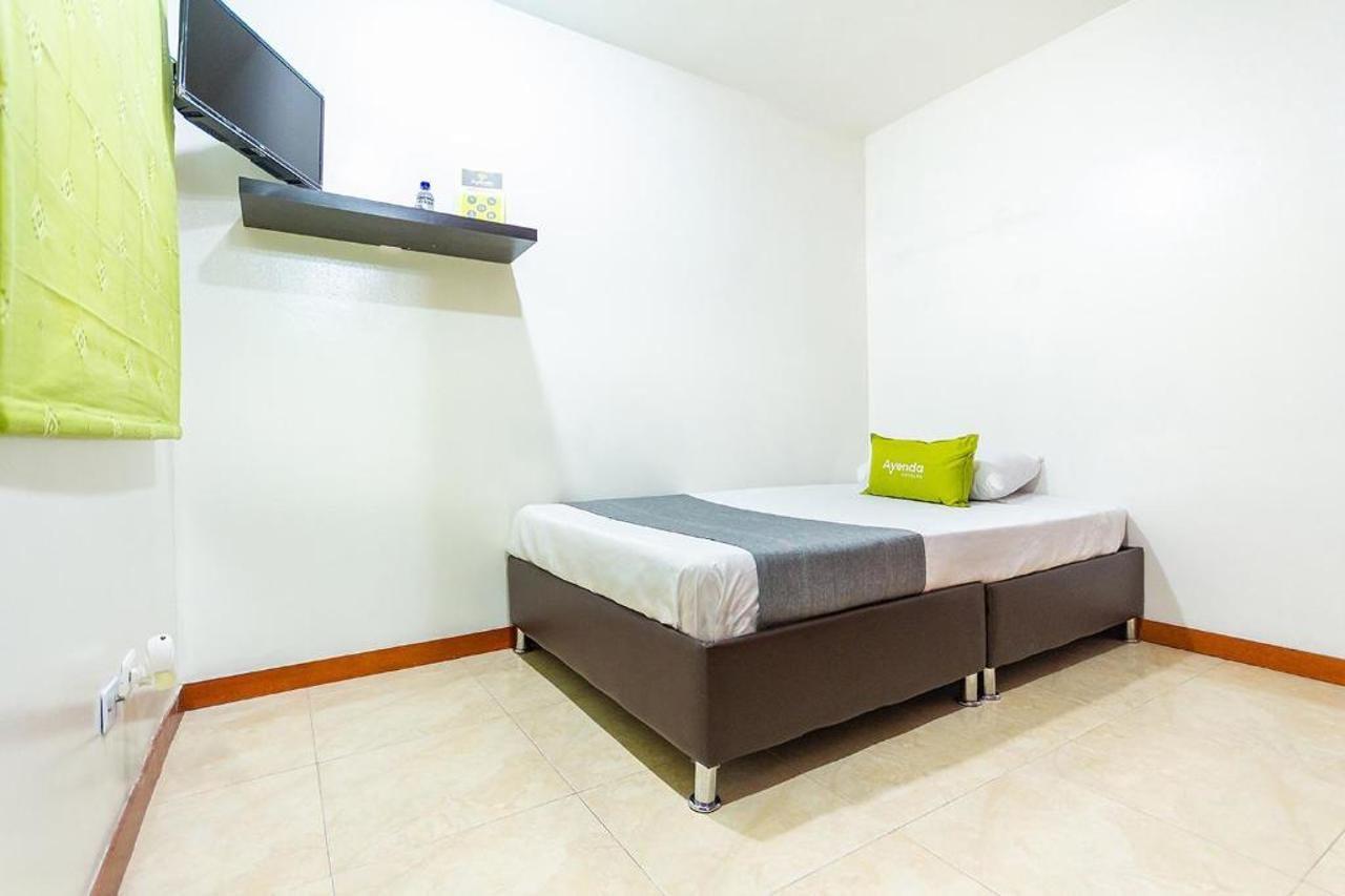 Hotel Ayenda Casa Howard 1092 Богота Экстерьер фото
